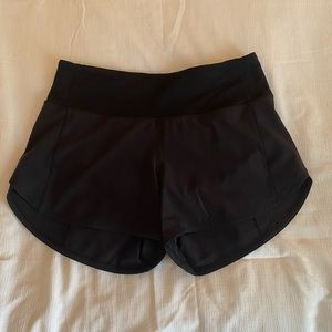 🍋 Lululemon Mid-Rise Speed Up 4” Size 4 🍋